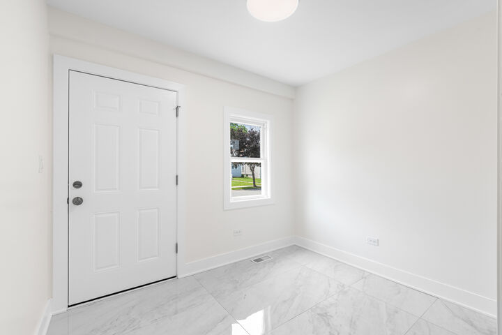 Property Photo: 211 S 9th Avenue IL 60153