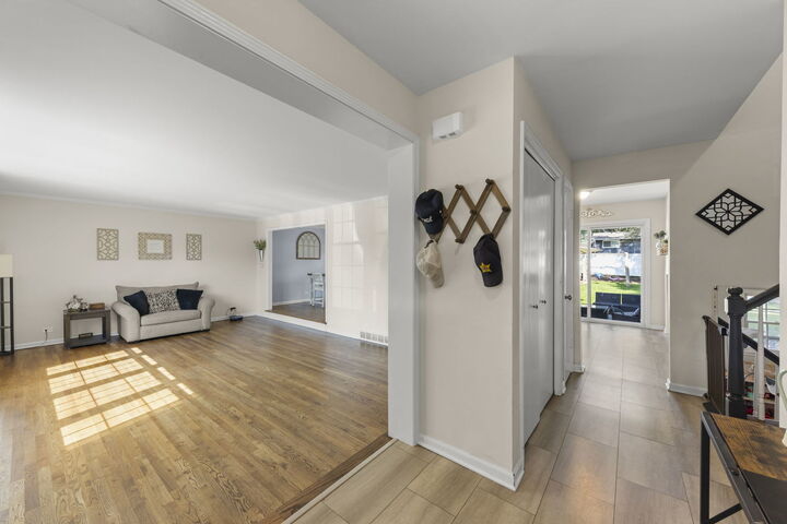 Property Photo: 625 N Locust Street IL 60423