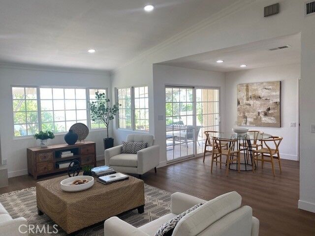Property Photo:  27952 Calle Casal  CA 92692 