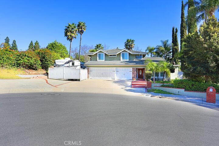 Property Photo:  5690 Avenida Barcelona  CA 92887 