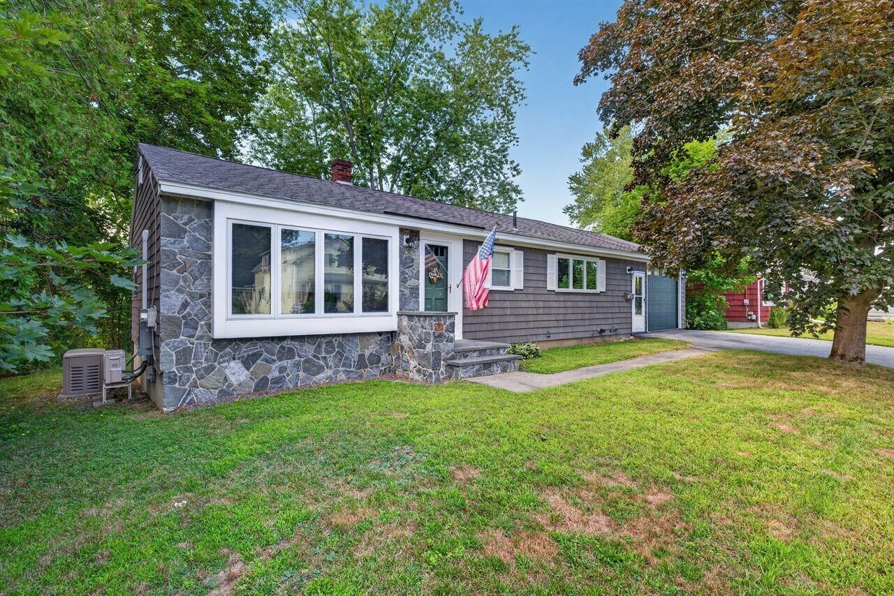 Property Photo:  14 Wood Avenue  ME 04072 