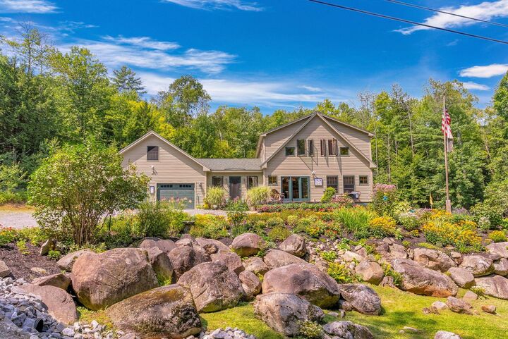 Property Photo:  46 Holly Loop  ME 04009 