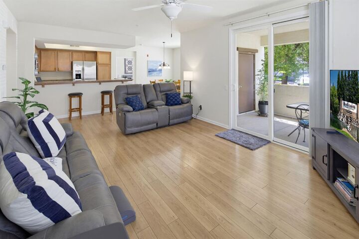 Property Photo: 1530 Topanga Lane 101 CA 95648