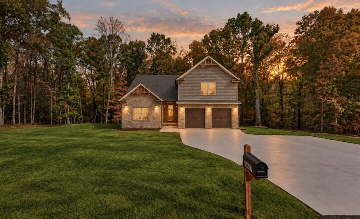 Property Photo:  4447 Baggett Hollow Rd  TN 37052 