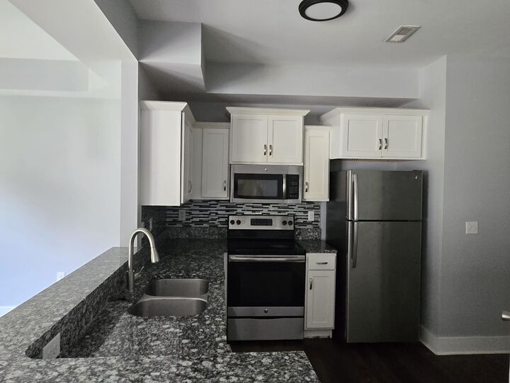 Property Photo: 1116 Somerset Springs Dr TN 37174