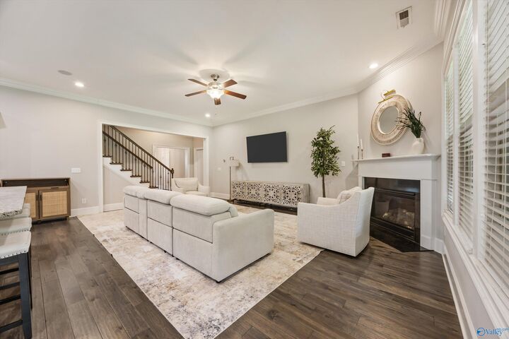 Property Photo: 7008 Jane Elizabeth Drive AL 35763