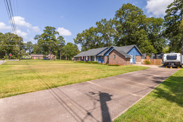Property Photo: 1310 Shady Lane TX 75904