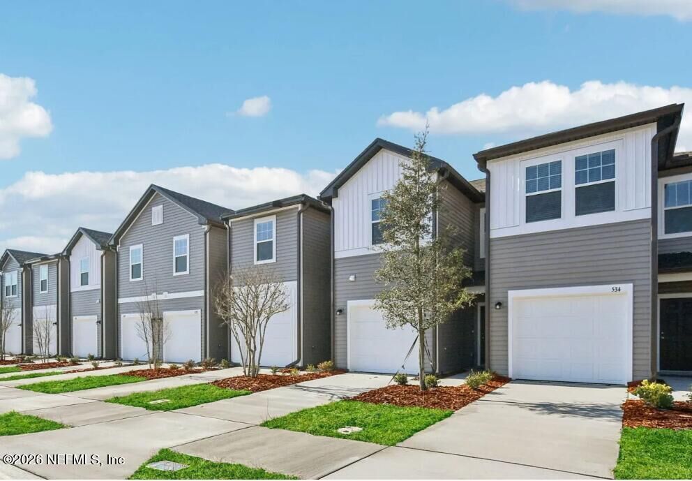 Property Photo:  1115 Otter Brook Street  FL 32218 