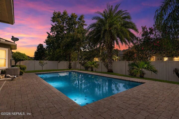 Property Photo: 3637 Crossview Drive FL 32224