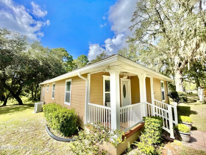 Property Photo: 4025 Thunder Heights Lane FL 32068
