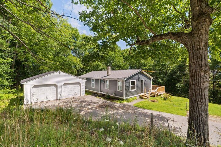 Property Photo: 489 Campbell Street VT 05001