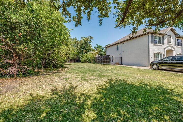Property Photo: 6319 Palo Pinto Avenue TX 75214