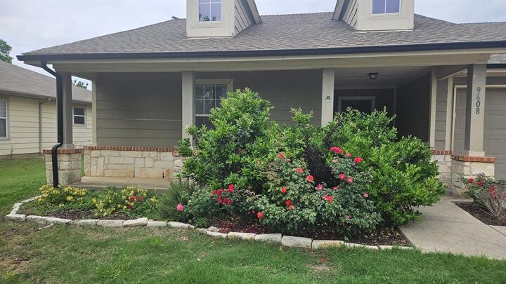 Property Photo: 9608 George Washington Drive TX 75072
