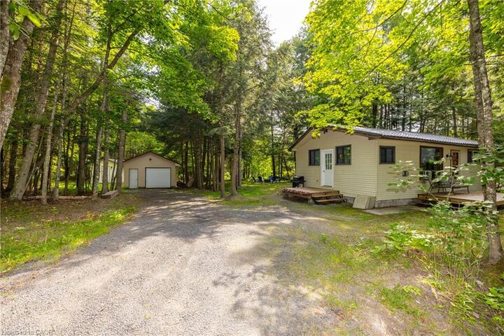 Property Photo:  69 North Drive  ON P1H 2J2 