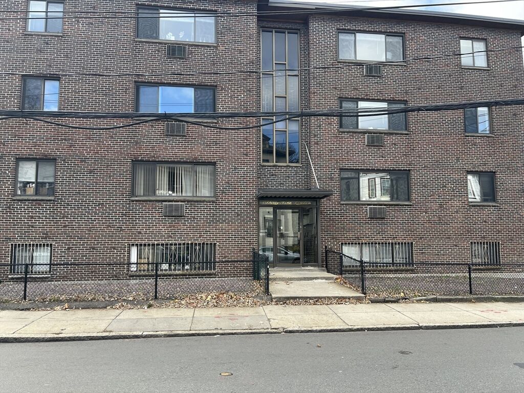 Property Photo:  39 Linden St 12  MA 02135 