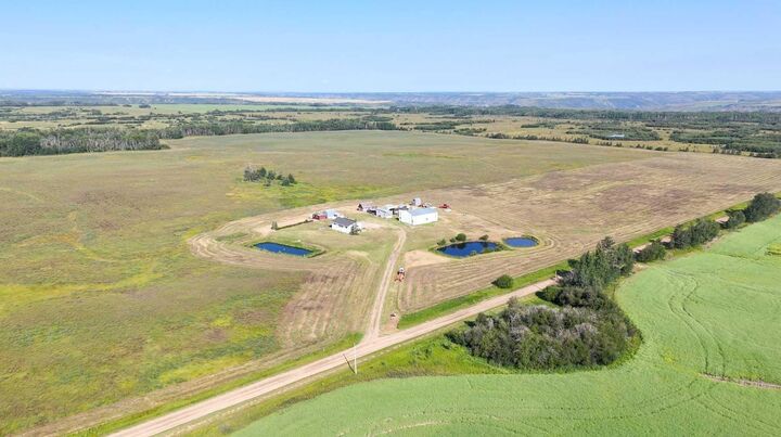 795008 Range Road 44 — photo 1