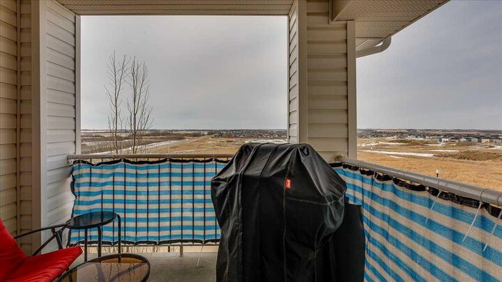 Property Photo: 3 Broadway Rise 410 AB T4S 0G9