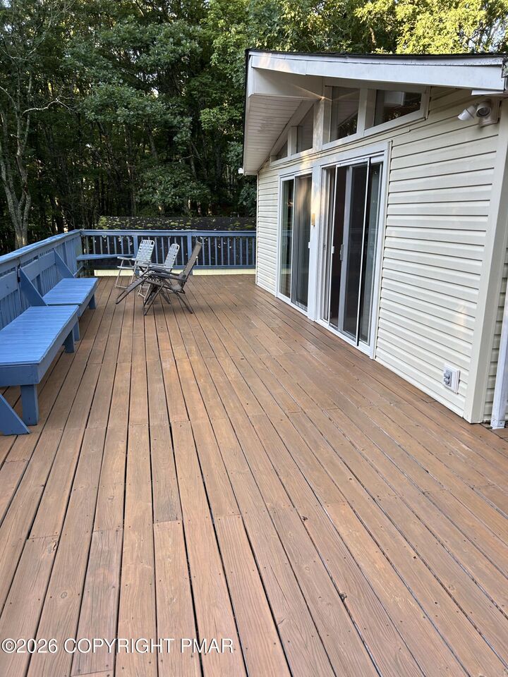 Property Photo: 1115 Falls Road PA 18324