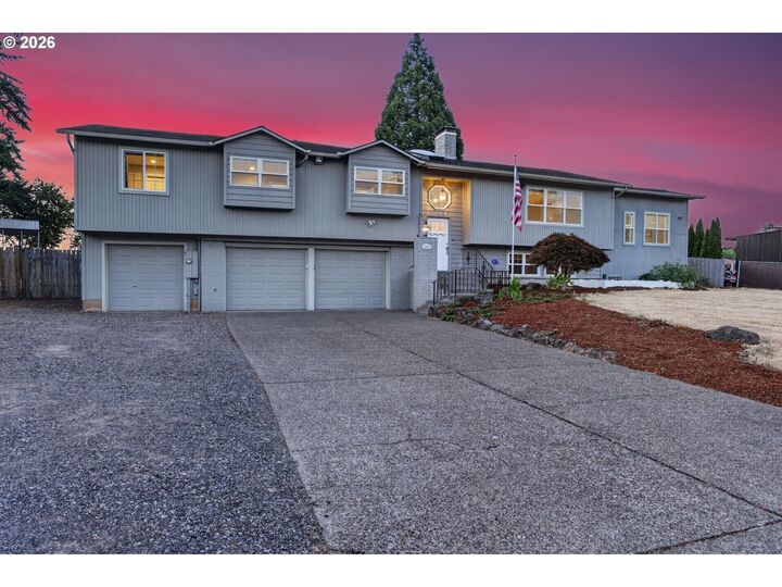 Property Photo:  12020 SE Anna Ct  OR 97089 