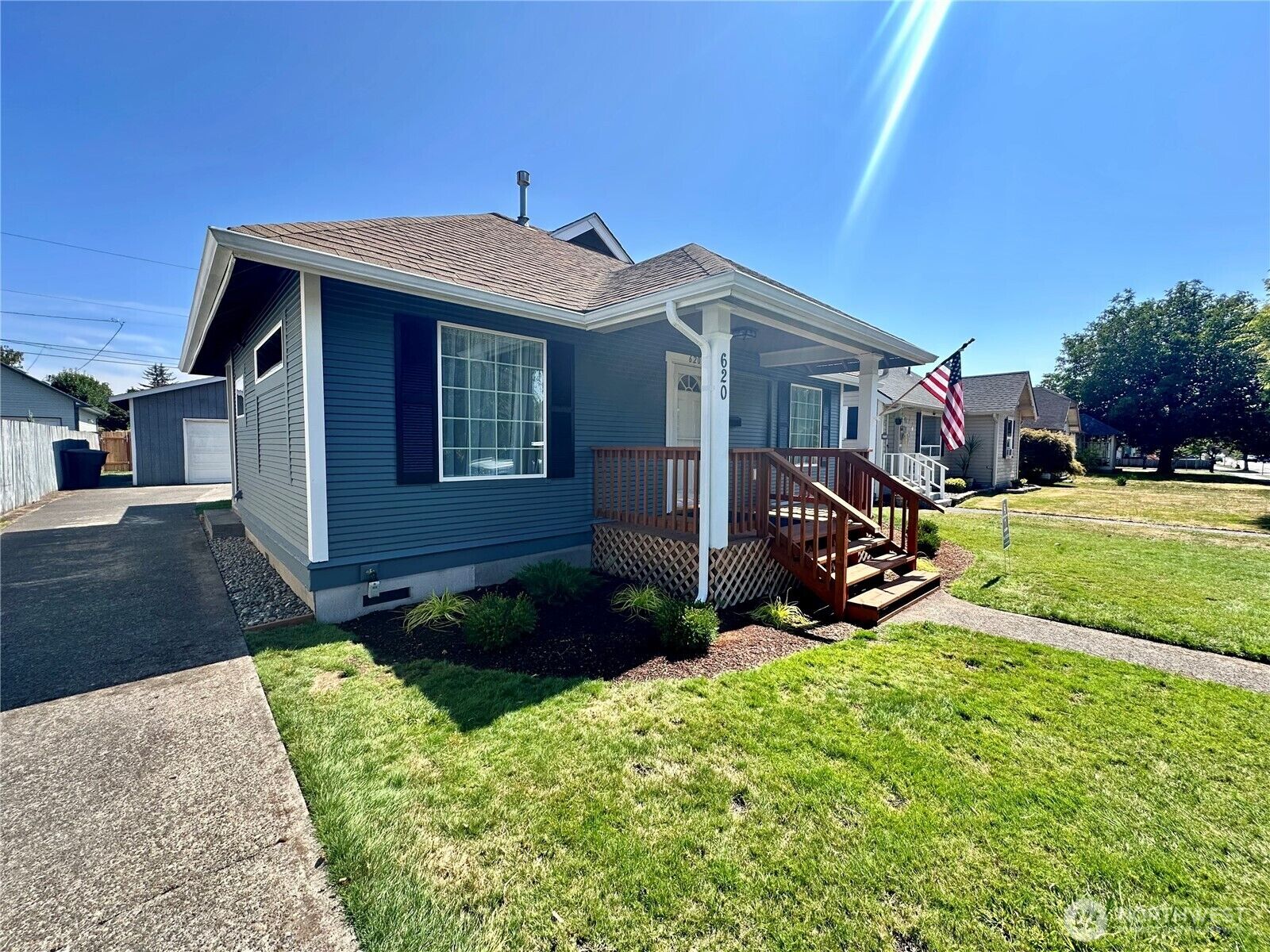 Property Photo: 620 20th Avenue WA 98632