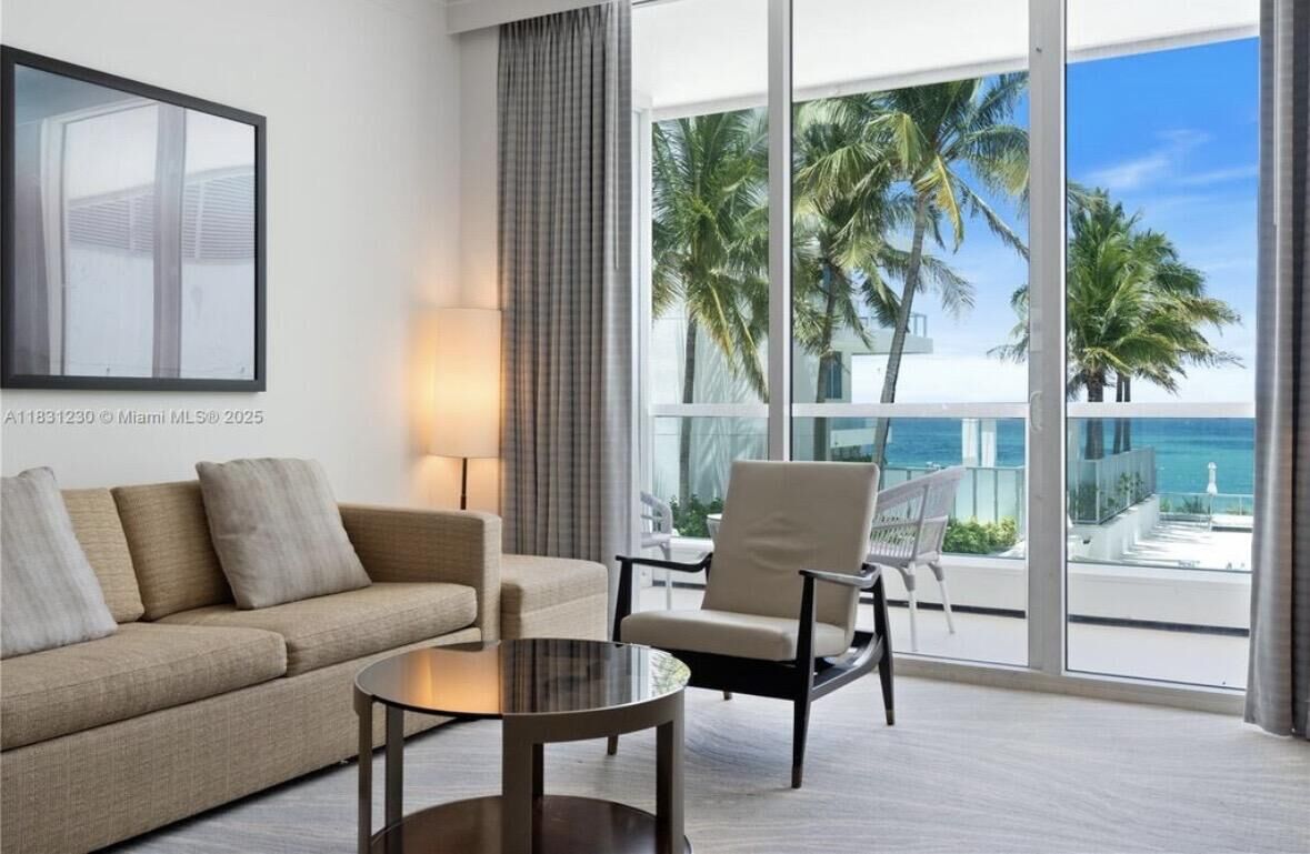 Property Photo:  4391 Collins Avenue 623  FL 33140 
