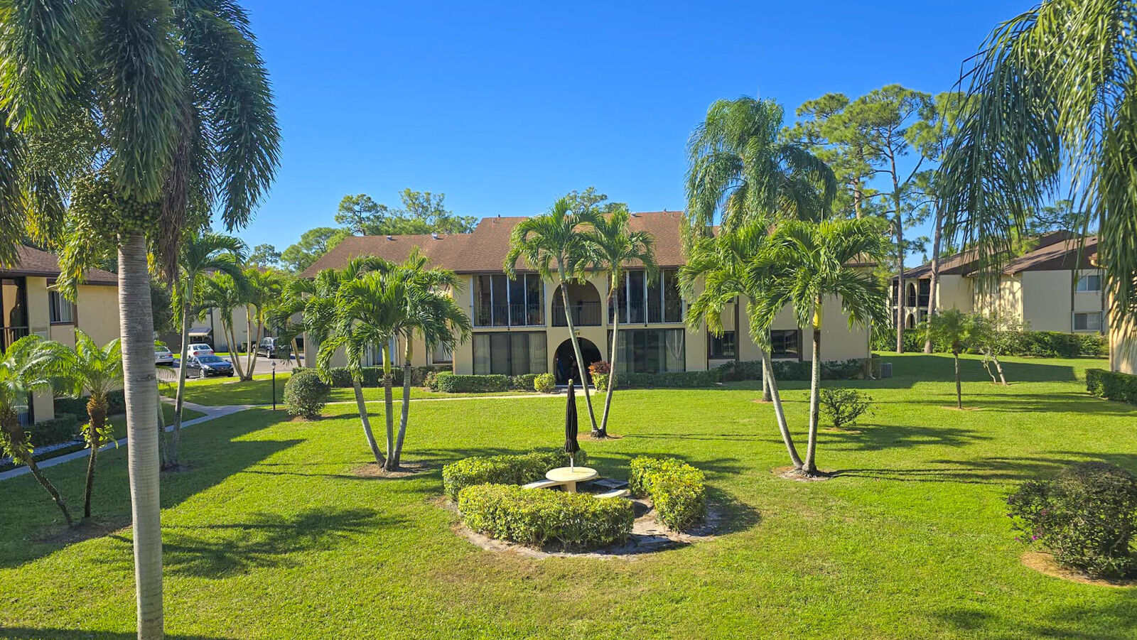 Property Photo: 222 Pine Hov Circle B-2 FL 33463