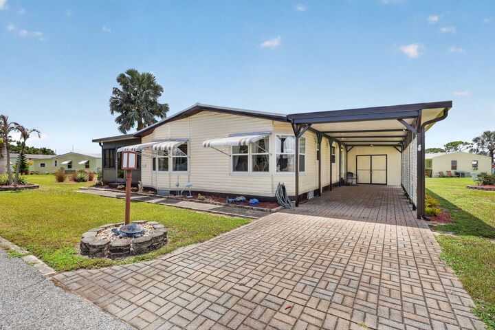 Property Photo:  471 Ann Marie Circle  FL 34952 