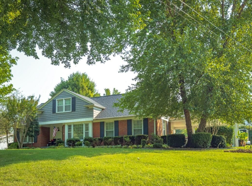 Property Photo:  520 Maple Lane  KY 42330 