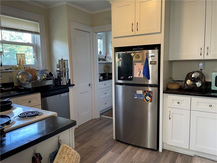 Property Photo:  460 Morris Avenue 2  RI 02906 