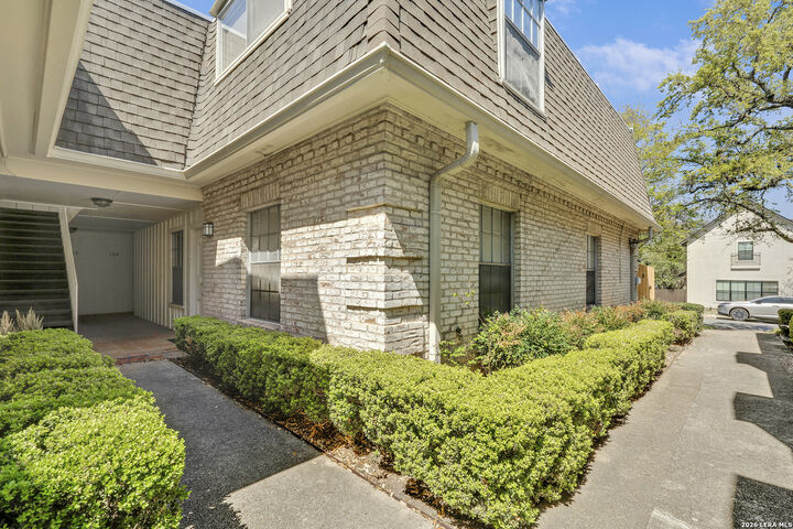 Property Photo:  168 Barilla Pl 102  TX 78209 