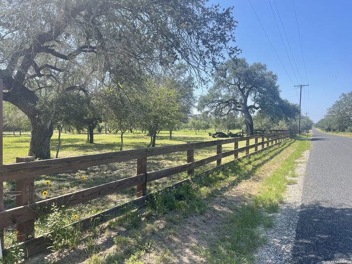 Property Photo:  574 County Road 660  TX 78016 