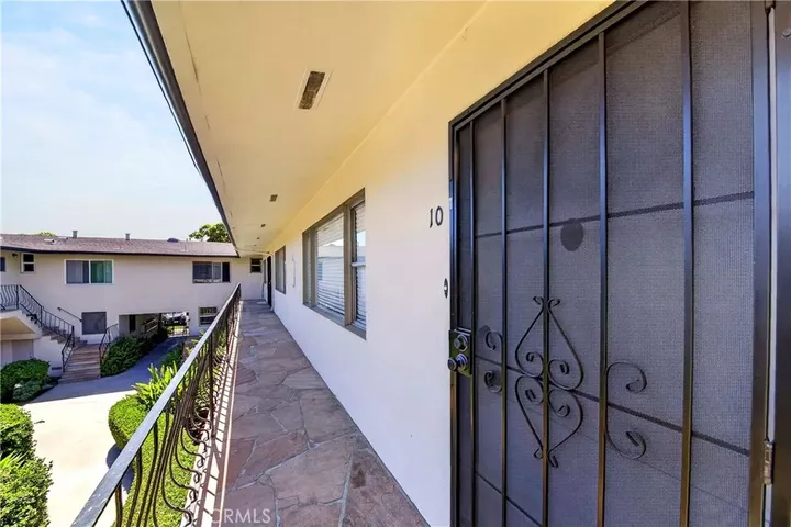 Property Photo: 728 Cedar CA 90813