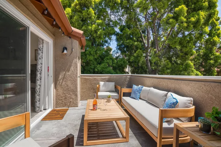 Property Photo: 3854 Crestone Place CA 92130