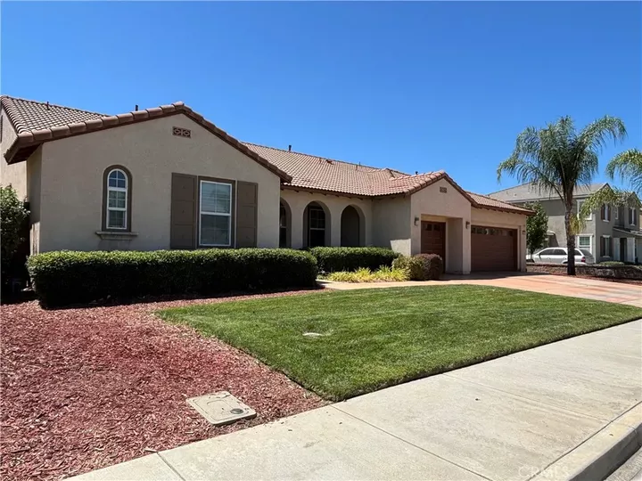 Property Photo: 28425 Crispin CA 92555