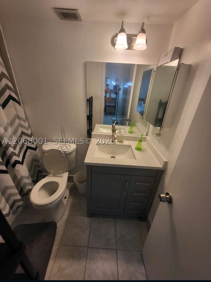 Property Photo: 3360 Spanish Moss Ter 412 FL 33319