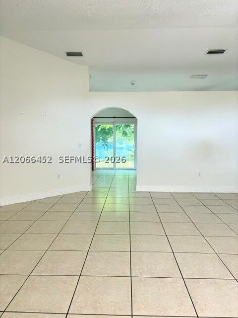 Property Photo: 16850 Crestview Ln FL 33326