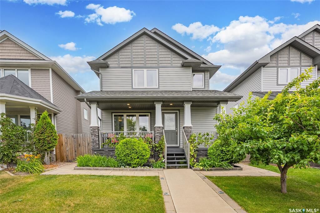 Photo de la propriété: 718 Stonebridge Common SK S7T 0M8