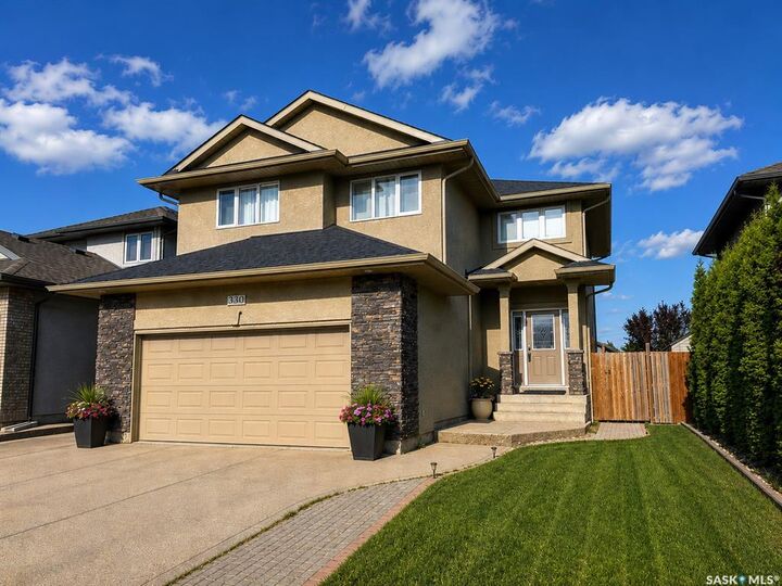 Property Photo:  330 Blackstock Cove  SK S7T 0H3 