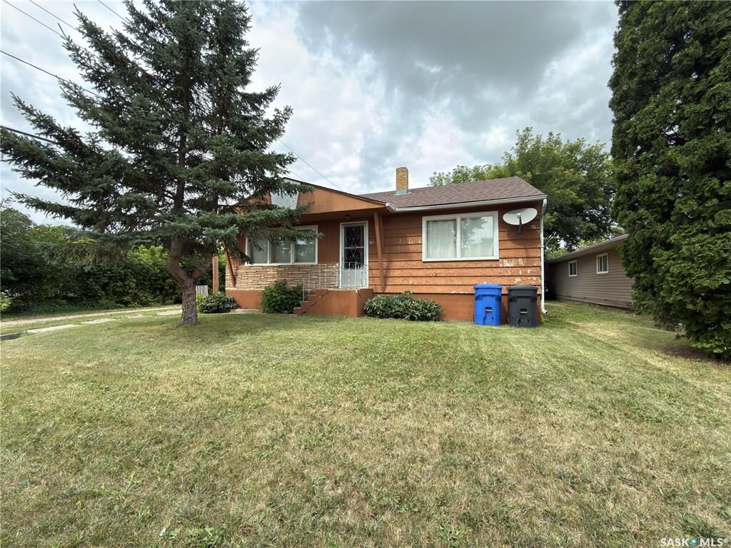 Property Photo: 119 Taylor Street S SK S0A 1S0