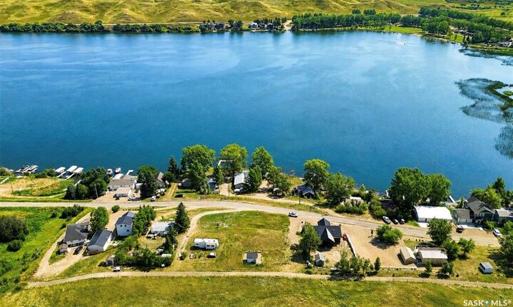Property Photo:  227 & 228 Pelletier Drive  SK S0N 1T0 