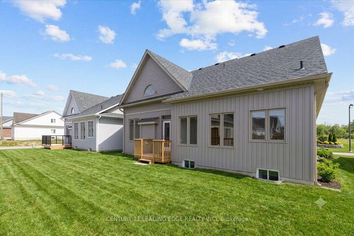 Property Photo:  38 Palmira Drive  ON L0E 1R0 