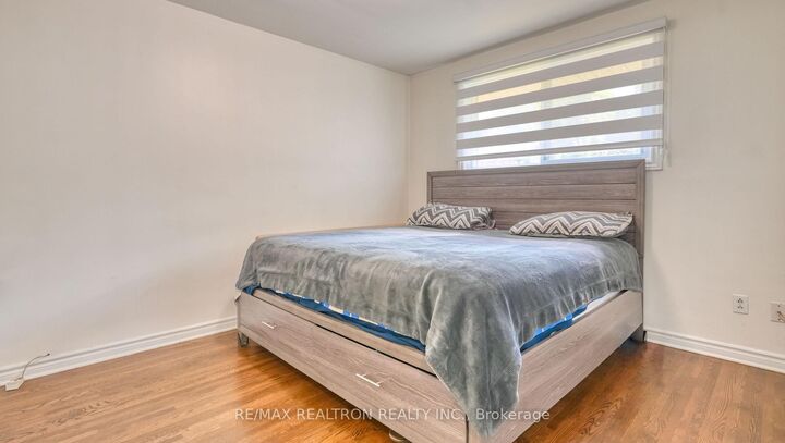 Property Photo: 579 Pinewood Street ON L1G 2S2