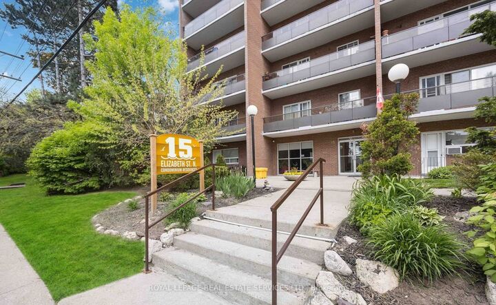15 Elizabeth Street N 203 — photo 1