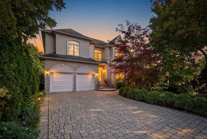 135 Wedgewood Drive — photo 1