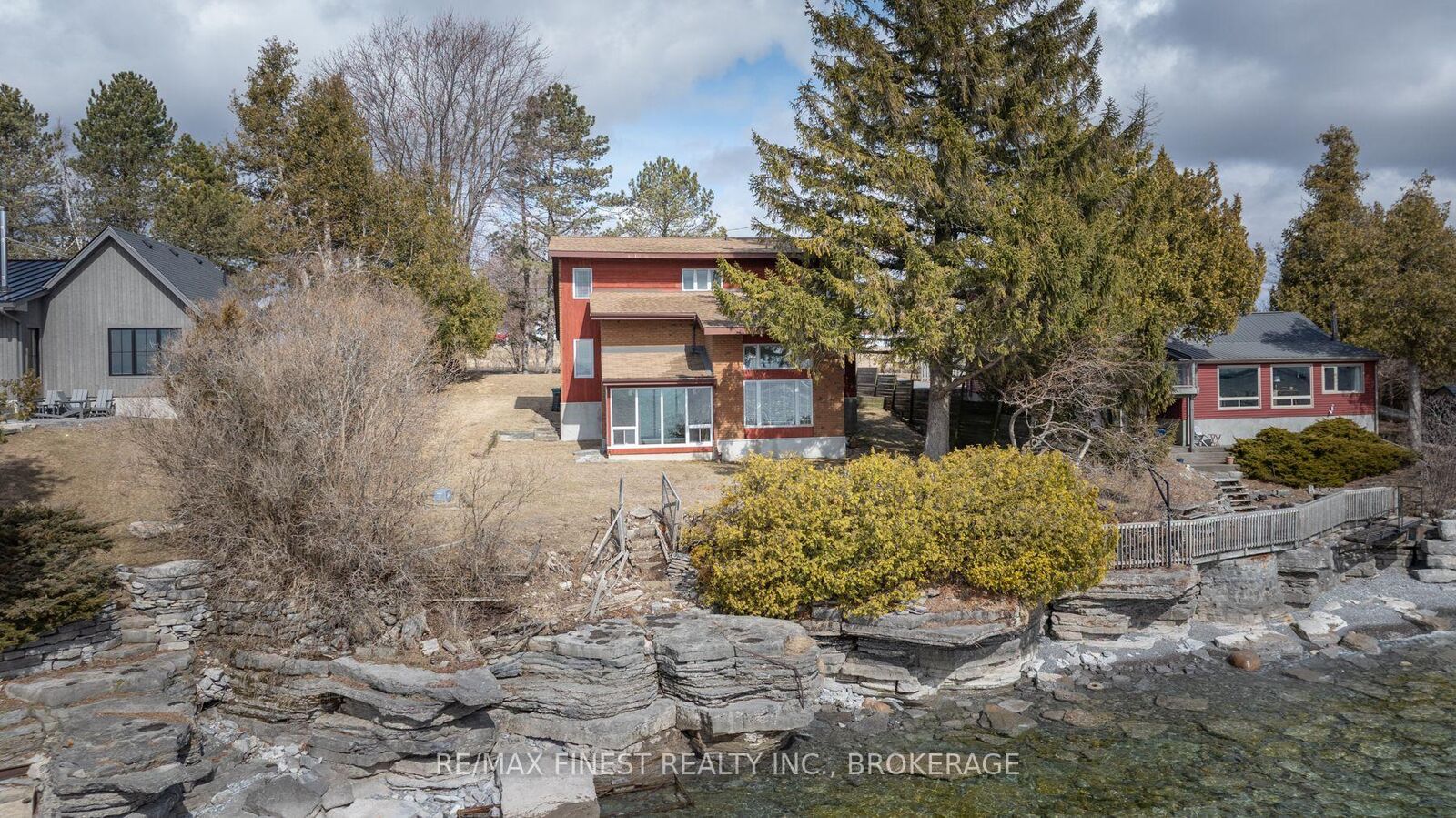 Property Photo: 1141 Front Road ON K7M 4M2