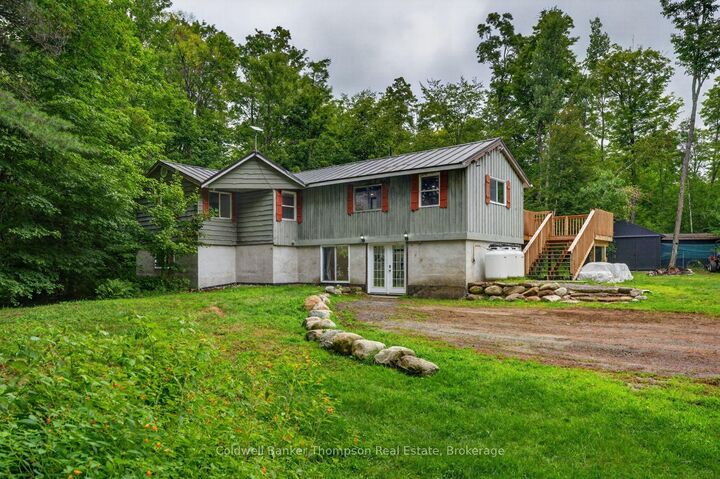 Property Photo: 1018 Ashley Lane ON P1L 1X1