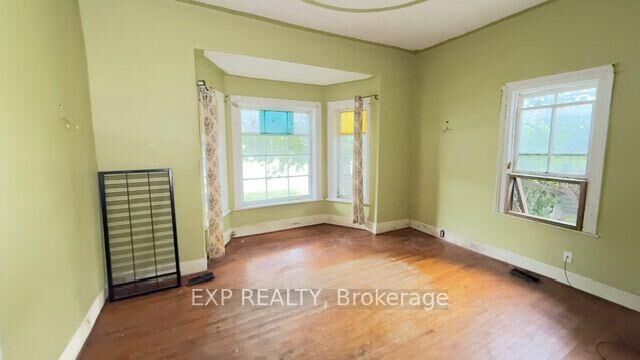 Property Photo:  348 Frank Street  ON N0H 2T0 