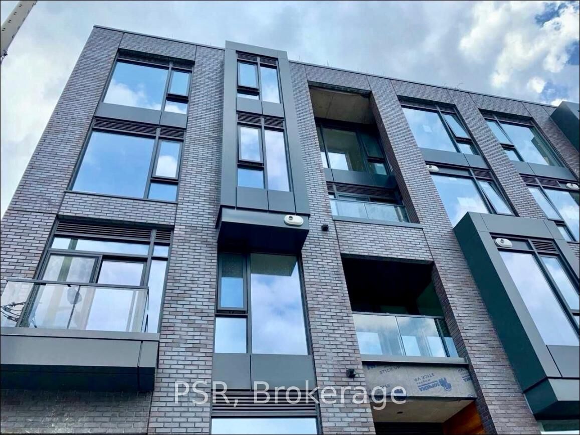 Property Photo:  35 Wabash Avenue 205  ON M6R 0A9 