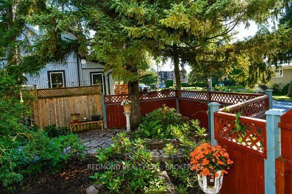 Property Photo:  200 South Street S  ON K7G 1A3 