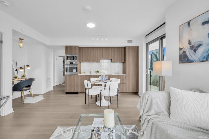 Property Photo: 11 Wellesley Street W 3408 ON M4Y 0G4
